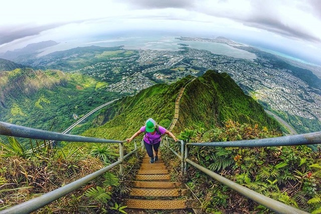 Con đường lên tiên cảnh ở Hawaii – Mỹ