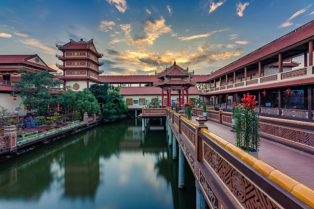 Những ngôi chùa ở Đà Nẵng vừa đẹp vừa thiêng nên đến thăm vào dịp tết